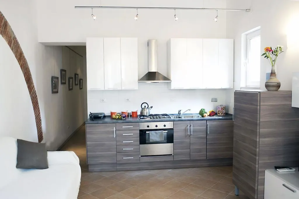 דירה פירנצה Roommo Beccaria