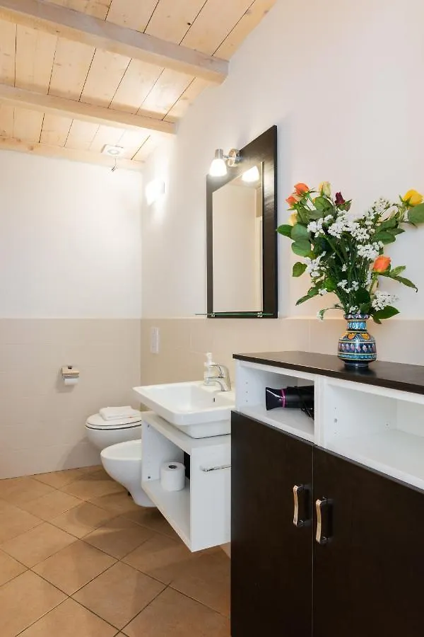 דירה פירנצה Roommo Beccaria
